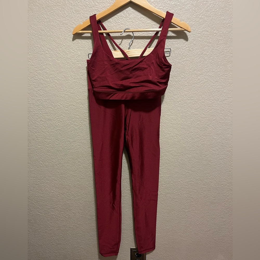 NWOT Athleta Elation Sheen Red Leggings and Matching Vital Bra XS
